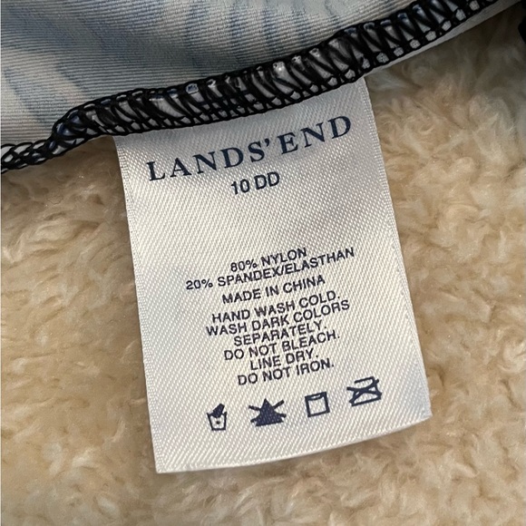 SOLD Lands' End Women's Bl/Blk  Floral Underwire Swim Tankini Top Pads 10 DD - Picture 12 of 14